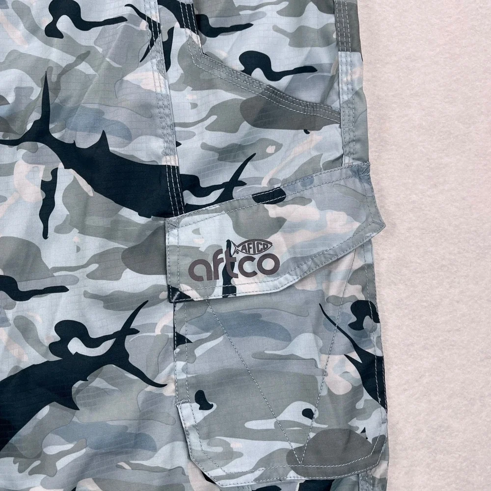 AFTCO Mens Blue Camo Marlin Print Fishing Shorts Size 36 Lightweight Cargo